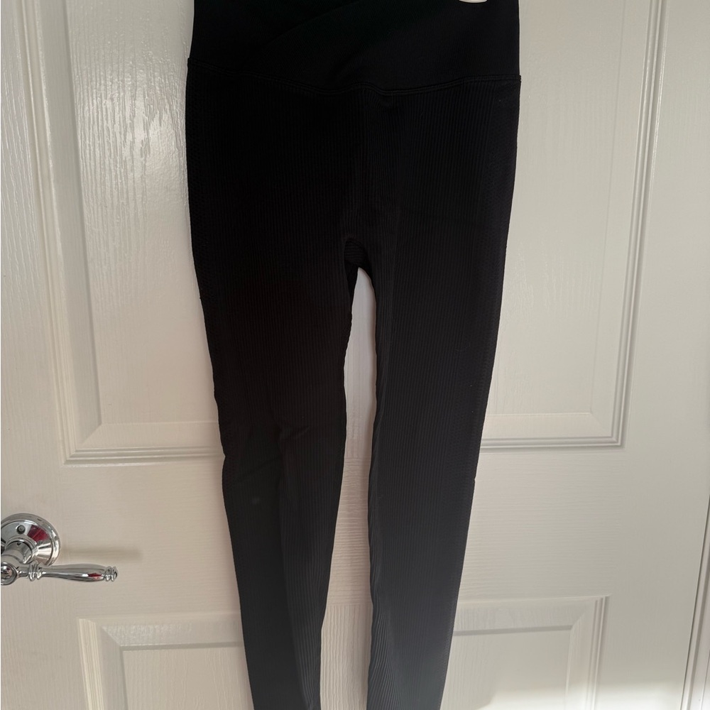 SHEIN Black Cross-Waisted Leggings